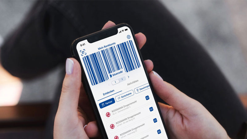 Rossmann bietet kontaktloses Zahlen via Bluecode-App.